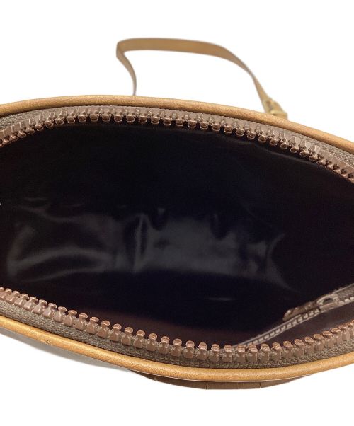 CELINE（セリーヌ）CELINE (セリーヌ) PVCショルダーバッグ ブラウンの古着・服飾アイテム