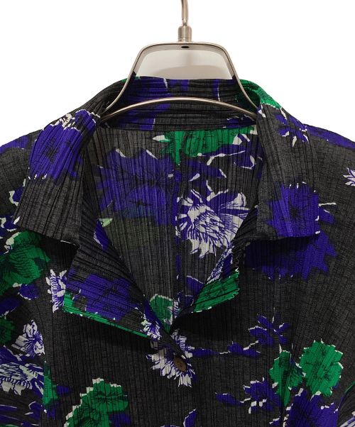 PLEATS PLEASE（プリーツプリーズ）PLEATS PLEASE (プリーツプリーズ) 97SSプリーツシャツ グレー サイズ:3の古着・服飾アイテム