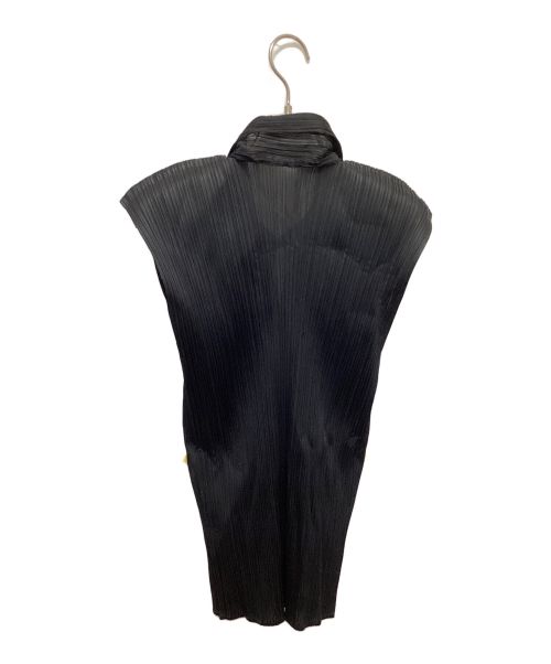 PLEATS PLEASE（プリーツプリーズ）PLEATS PLEASE (プリーツプリーズ) 90AWプリーツノースリーブブラウス ブラック サイズ:4の古着・服飾アイテム