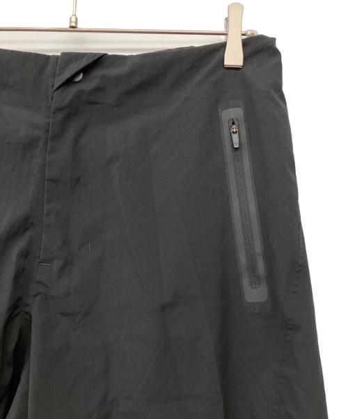 DESCENTE（デサント）DESCENTE (デサント) RELAXED FIT TAPERED STRETCH PANTS ブラック サイズ:Mの古着・服飾アイテム