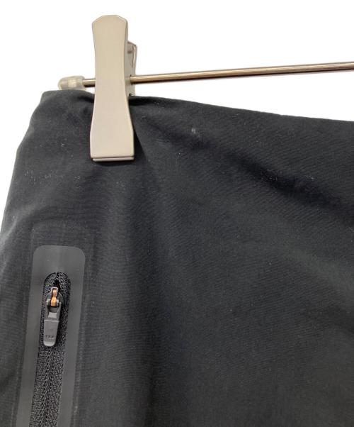 DESCENTE（デサント）DESCENTE (デサント) RELAXED FIT TAPERED STRETCH PANTS ブラック サイズ:Mの古着・服飾アイテム