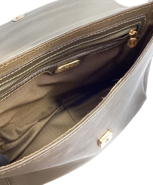 FENDI（フェンディ）FENDI (フェンディ) ヴィンテージショルダーバッグ オリーブの古着・服飾アイテム