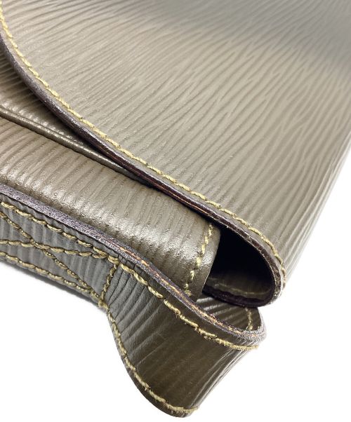 FENDI（フェンディ）FENDI (フェンディ) ヴィンテージショルダーバッグ オリーブの古着・服飾アイテム