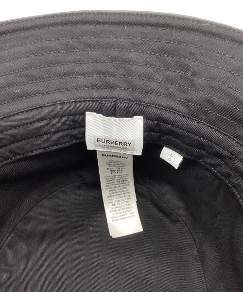 BURBERRY LONDON ENGLAND（バーバリー ロンドン イングランド）BURBERRY LONDON ENGLAND (バーバリー ロンドン イングランド) ホースフェリーモチーフバケットハット ブラック×レッドの古着・服飾アイテム