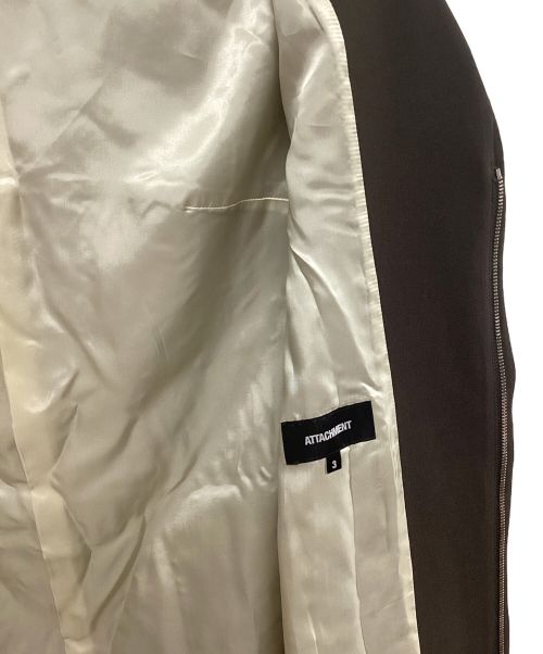 ATTACHMENT（アタッチメント）ATTACHMENT (アタッチメント) PE/RY DOUBLE CLOTH COLLARLESS COAT ブラウン サイズ:3の古着・服飾アイテム