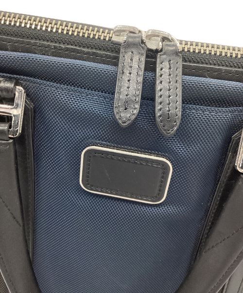 TUMI（トゥミ）TUMI (トゥミ) SLIM BRIEF CASE ネイビー×ブラックの古着・服飾アイテム