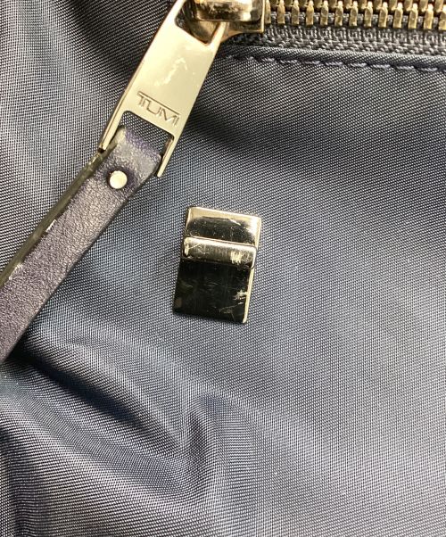 TUMI（トゥミ）TUMI (トゥミ) VOYAGEUR「カーソン」バックパック ネイビーの古着・服飾アイテム