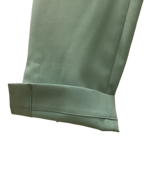 CULLNI（クルニ）CULLNI (クルニ) ベルト付きサイドスリットテーパードパンツ 黄緑 サイズ:XSの古着・服飾アイテム