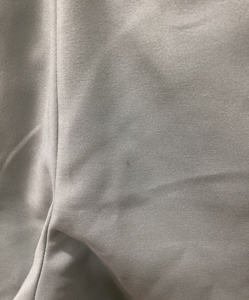 CULLNI（クルニ）CULLNI (クルニ) ベルト付きサイドスリットテーパードパンツ 黄緑 サイズ:XSの古着・服飾アイテム