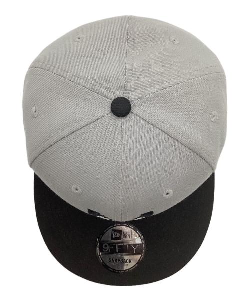 New Era（ニューエラ）New Era (ニューエラ) pokemon (ポケモン) 9FIFTY ピカチュウ 950 POKEMON PIX PIKACHU グレー×ブラック サイズ:MEDIUM/LARGEの古着・服飾アイテム