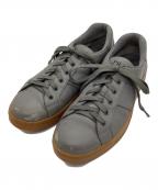 PRADAプラダ）の古着「LOGO LOW TOP SNEAKERS」｜グレー