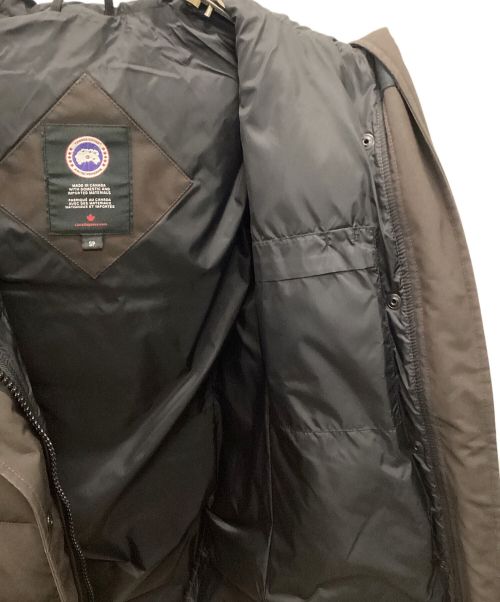 CANADA GOOSE（カナダグース）CANADA GOOSE (カナダグース) Mackenzie Parka Heritage ブラウン サイズ:Sの古着・服飾アイテム