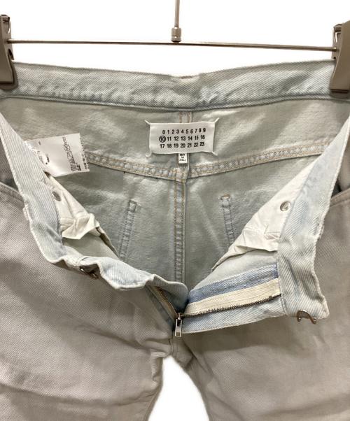 Maison Margiela（メゾンマルジェラ）Maison Margiela (メゾンマルジェラ) 樹脂加工ホワイトデニムパンツ ホワイト サイズ:30の古着・服飾アイテム