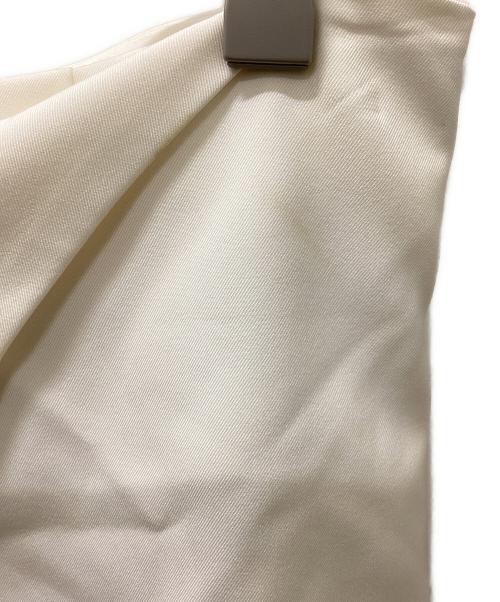 FRAY ID（フレイ アイディー）FRAY ID (フレイ アイディー) アシメラップリボンベルトパンツ アイボリー サイズ:1の古着・服飾アイテム