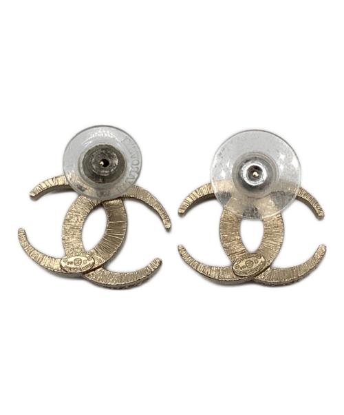 CHANEL（シャネル）CHANEL (シャネル) ラインストーンピアス ゴールドの古着・服飾アイテム