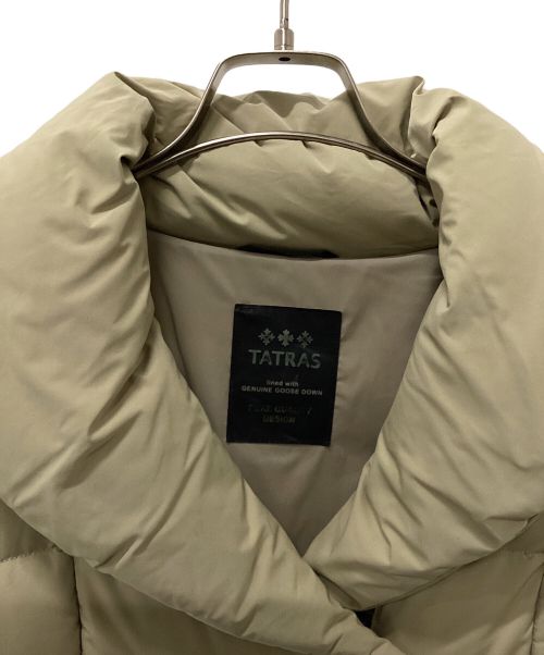 TATRAS（タトラス）TATRAS (タトラス) VALLE ショールカラーベルテッドダウンコート ベージュ サイズ:03の古着・服飾アイテム