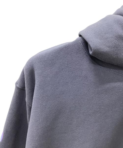 HIDE AND SEEK（ハイドアンドシーク）HIDE AND SEEK (ハイドアンドシーク) FLAME HOODED SWEAT SHIRT (D-BLUE) グレー サイズ:XLの古着・服飾アイテム