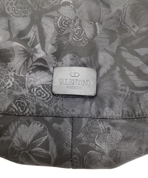 VALENTINO GARAVANI（ヴァレンティノ・ガラヴァーニ）VALENTINO GARAVANI (ヴァレンティノ・ガラヴァーニ) カムバタフライ 2WAYショルダーバッグの古着・服飾アイテム