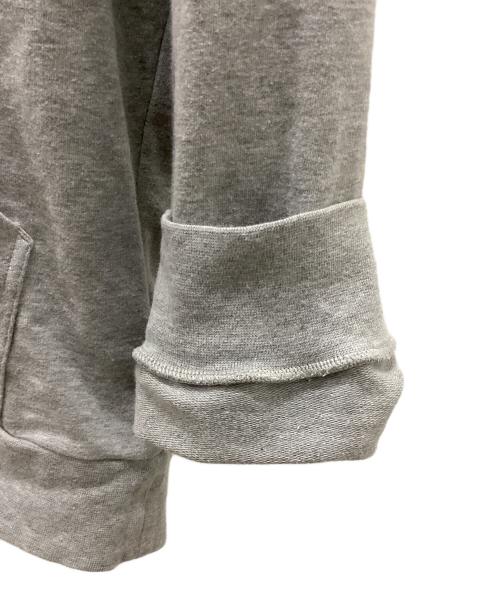MONCLER（モンクレール）MONCLER (モンクレール) FELPA CON CAPPUCCIO E LOGO RICAMATO PARKA グレー サイズ:XLの古着・服飾アイテム