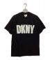 DKNY（ダナキャランニューヨーク）の古着「90'sロゴプリントTシャツ」｜ブラック