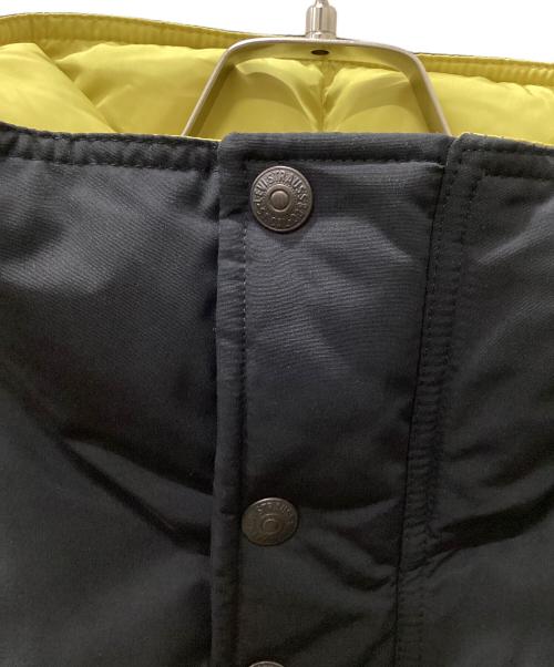 LEVI'S（リーバイス）LEVI'S (リーバイス) WEBSTER WESTERN PUFFER ブラック×イエロー サイズ:Sの古着・服飾アイテム