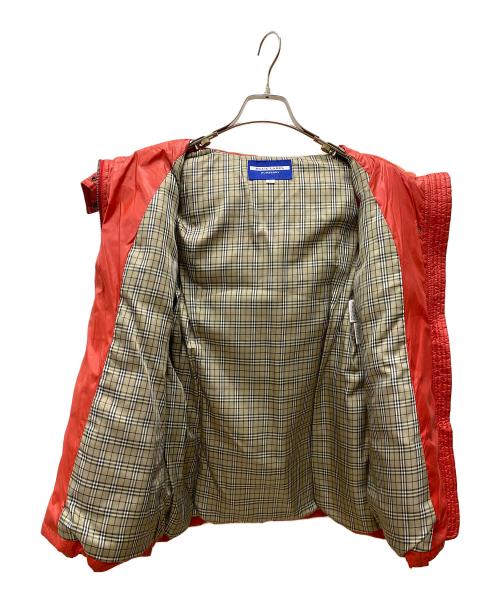 BURBERRY BLUE LABEL（バーバリーロンドンブルーレーベル）BURBERRY BLUE LABEL (バーバリーロンドンブルーレーベル) ダウンコート レッド サイズ:Mの古着・服飾アイテム