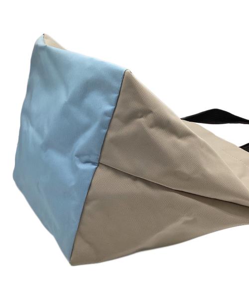 Herve Chapelier（エルベシャプリエ）Herve Chapelier (エルベシャプリエ) ナイロン舟型ショルダーL NACRE-BLEUET(0510) /の古着・服飾アイテム