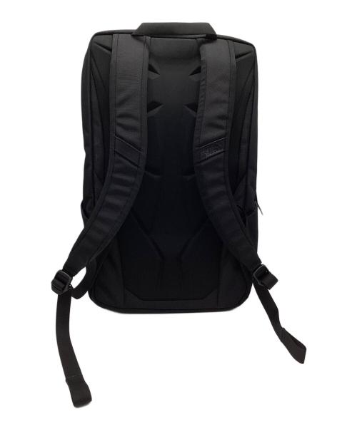 THE NORTH FACE（ザ ノース フェイス）THE NORTH FACE (ザ ノース フェイス) SHUTTLE DAYPACK SLIM ブラックの古着・服飾アイテム