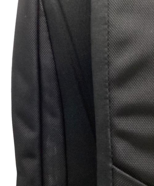 THE NORTH FACE（ザ ノース フェイス）THE NORTH FACE (ザ ノース フェイス) SHUTTLE DAYPACK SLIM ブラックの古着・服飾アイテム