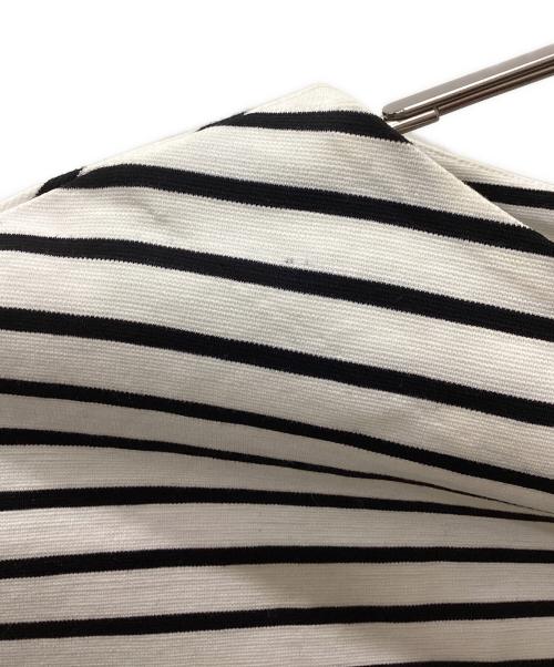 ENFOLD（エンフォルド）ENFOLD (エンフォルド) ドロップショルダーカットソー ホワイト×ブラック サイズ:38の古着・服飾アイテム