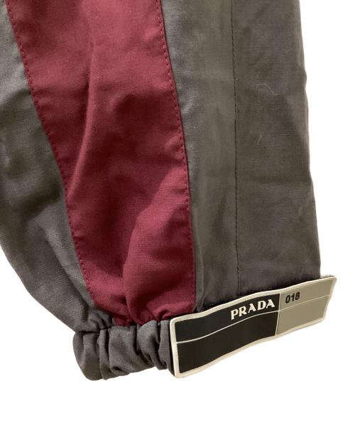 PRADA（プラダ）PRADA (プラダ) CONTRASTING BAND PANTS グレー サイズ:50の古着・服飾アイテム