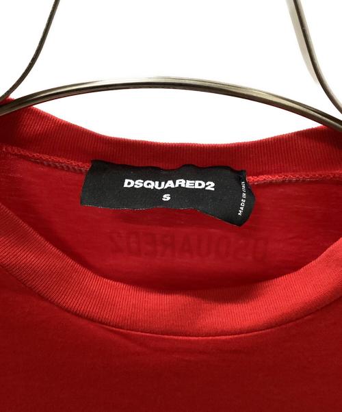 DSQUARED2（ディースクエアード）DSQUARED2 (ディースクエアード) DSQUARED2ロゴプリント付Tシャツ レッド サイズ:Sの古着・服飾アイテム