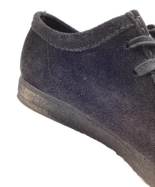 CLARKS（クラークス）CLARKS (クラークス) ワラビーシューズ ブラック サイズ:27.5cmの古着・服飾アイテム