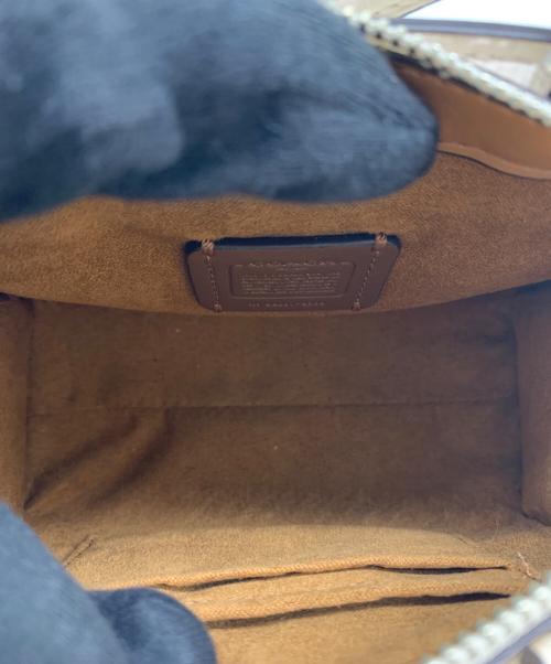 COACH（コーチ）COACH (コーチ) 2WAYショルダーポーチ ベージュ×ホワイトの古着・服飾アイテム