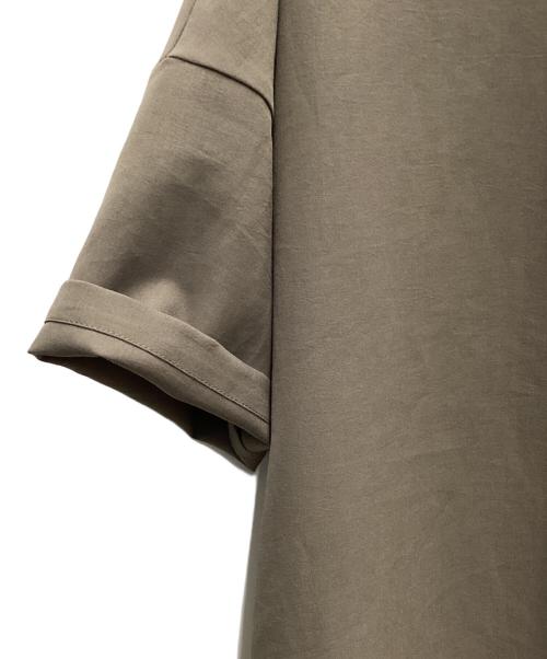 ATTACHMENT（アタッチメント）ATTACHMENT (アタッチメント) PE LIGHT TROPICAL DOLMAN S/S OPEN COLLAR SHIRT ブラウン サイズ:3の古着・服飾アイテム