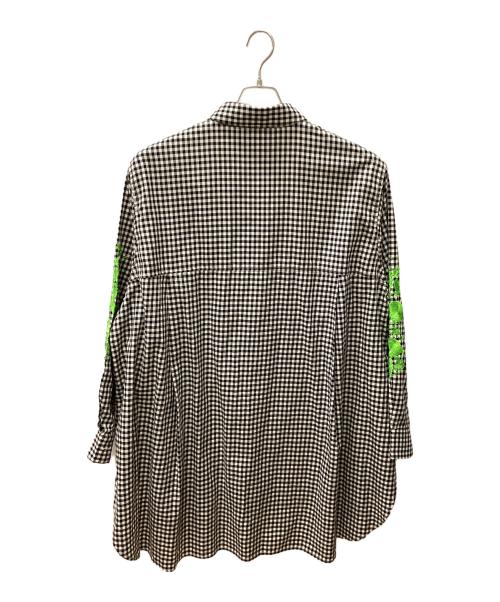 jieda（ジエダ）jieda (ジエダ) フラワーエンブロダイリーシャツ グリーン×ホワイト×ブラック サイズ:2の古着・服飾アイテム