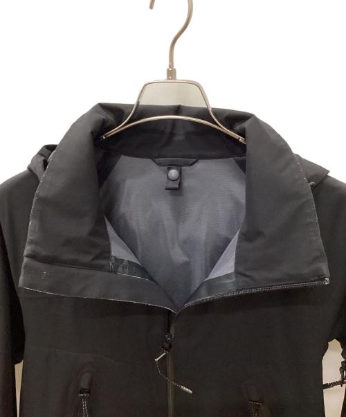 BLACK LABEL CRESTBRIDGE（ブラックレーベル クレストブリッジ）BLACK LABEL CRESTBRIDGE (ブラックレーベル クレストブリッジ) マウンテンパーカー ブラック サイズ:LLの古着・服飾アイテム