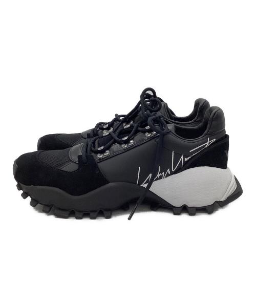 Y-3（ワイスリー）Y-3 (ワイスリー) スニーカー ブラック×ホワイト サイズ:25.5の古着・服飾アイテム