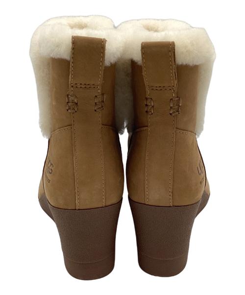 UGG（アグ）UGG (アグ) DEVORAH ブーティ ブラウン サイズ:23.5cmの古着・服飾アイテム