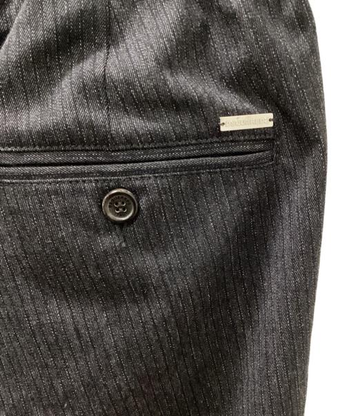 DSQUARED2（ディースクエアード）DSQUARED2 (ディースクエアード) ジョガートラウザーパンツ グレー サイズ:48の古着・服飾アイテム