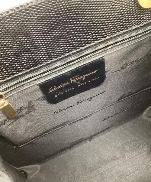 Salvatore Ferragamo（サルヴァトーレ フェラガモ）Salvatore Ferragamo (サルヴァトーレ フェラガモ) ヴァラリボン2WAYハンドバッグ ブラックの古着・服飾アイテム