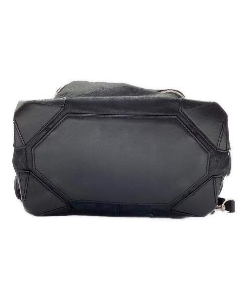 ALEXANDER WANG（アレキサンダー・ワン）ALEXANDER WANG (アレキサンダーワン) WALLIE BACKPACK IN BLACK WITH RHODIUM ブラックの古着・服飾アイテム