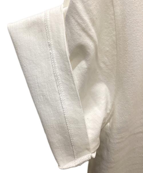 A BATHING APE（ア ベイシング エイプ）A BATHING APE (ア ベイシング エイプ) モンスターハンター (モンスターハンター) 半袖カットソー ホワイト サイズ:2XLの古着・服飾アイテム