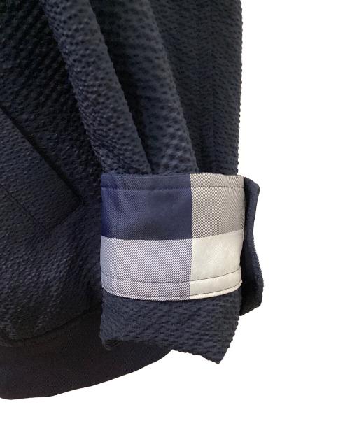 BLACK LABEL CRESTBRIDGE（ブラックレーベル クレストブリッジ）BLACK LABEL CRESTBRIDGE (ブラックレーベル クレストブリッジ) シアサッカーパーカー ネイビー サイズ:Lの古着・服飾アイテム