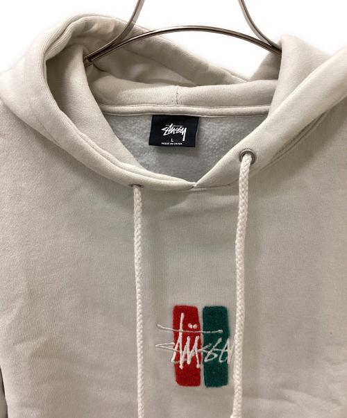 stussy（ステューシー）stussy (ステューシー) Bars Logo Applique Pullover Hoodie ベージュ サイズ:Lの古着・服飾アイテム