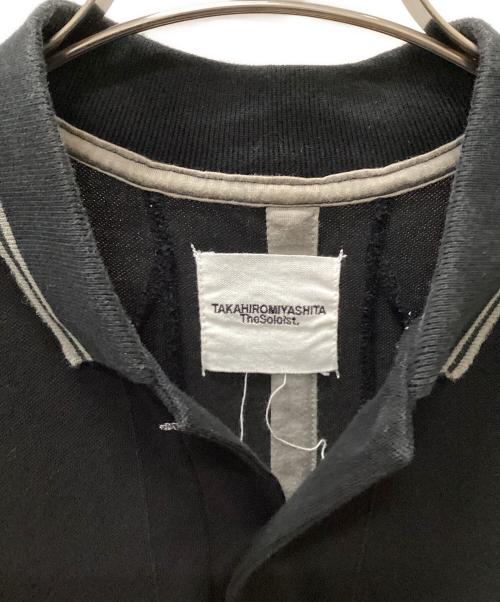 TAKAHIROMIYASHITA TheSoloIst.（タカヒロミヤシタ ザソロイスト）TAKAHIROMIYASHITA TheSoloIst. (タカヒロミヤシタ ザソロイスト) ポロシャツ ブラック サイズ:46の古着・服飾アイテム