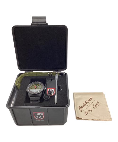 LUMINOX（ルミノックス）LUMINOX (ルミノックス) Ref.3617 ブラック×オリーブの古着・服飾アイテム