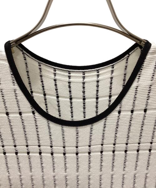 GRACE CONTINENTAL（（グレースコンチネンタル）GRACE CONTINENTAL (（グレースコンチネンタル) 半袖ワンピース ホワイト サイズ:36の古着・服飾アイテム