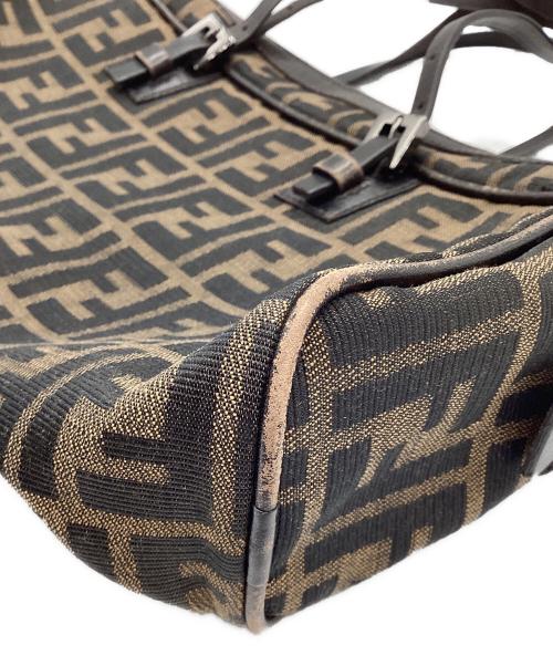 FENDI（フェンディ）FENDI (フェンディ) バレルバッグ ブラウンの古着・服飾アイテム