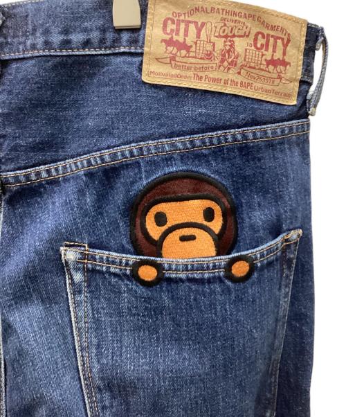 A BATHING APE（アベイシングエイプ）A BATHING APE (ア ベイシング エイプ) 刺繍デニムパンツ インディゴ サイズ:Lの古着・服飾アイテム